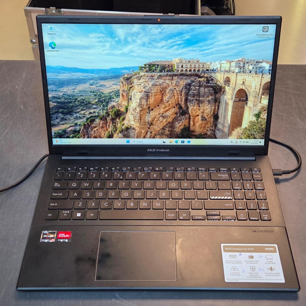 ASUS Vivobook Go 15 OLED E1504FA Laptop | Nette Staat!, Asus, Zo goed als nieuw, Support@asus.com, No. 15, Li-Te Road, Beitou District
Taipei 112
Taiwan