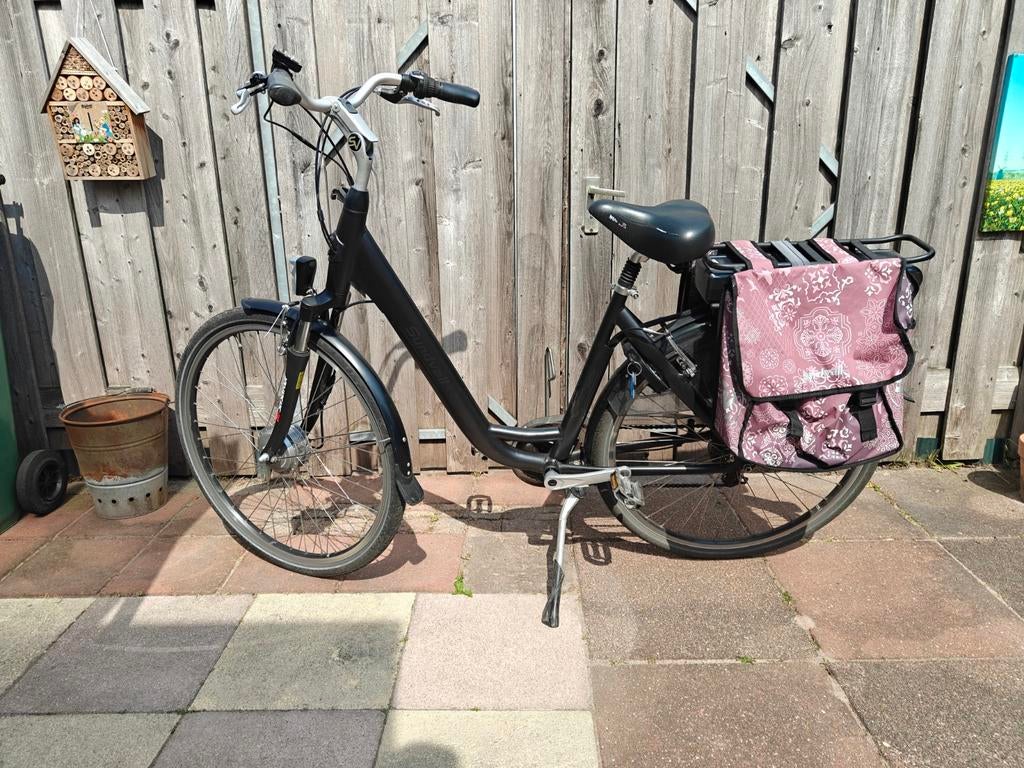 Goed onderhouden elektrische fiets met 7 versnellingen, Fietsen en Brommers, Elektrische fietsen, Gebruikt, 51 tot 55 cm, 50 km per accu of meer