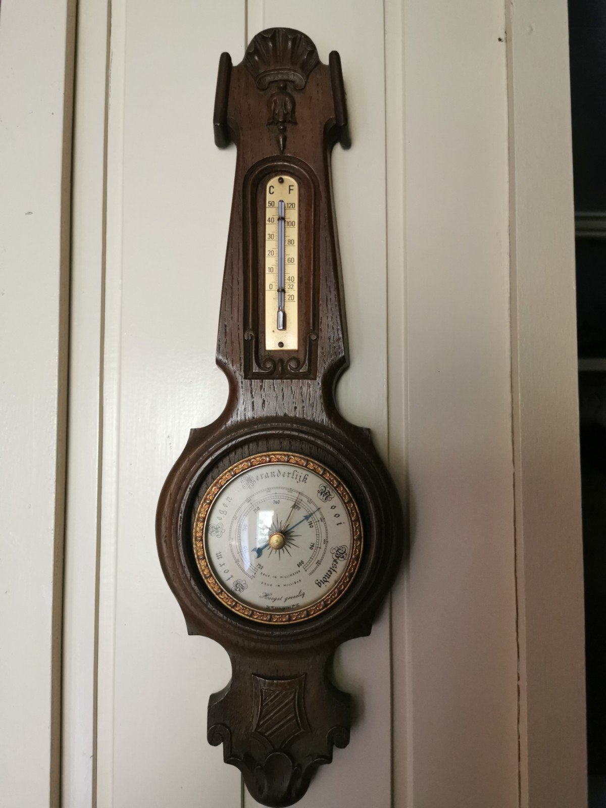 Antieke Barometer en Thermometer in Houten Behuizing, Ophalen of Verzenden, Gebruikt, Weerstation