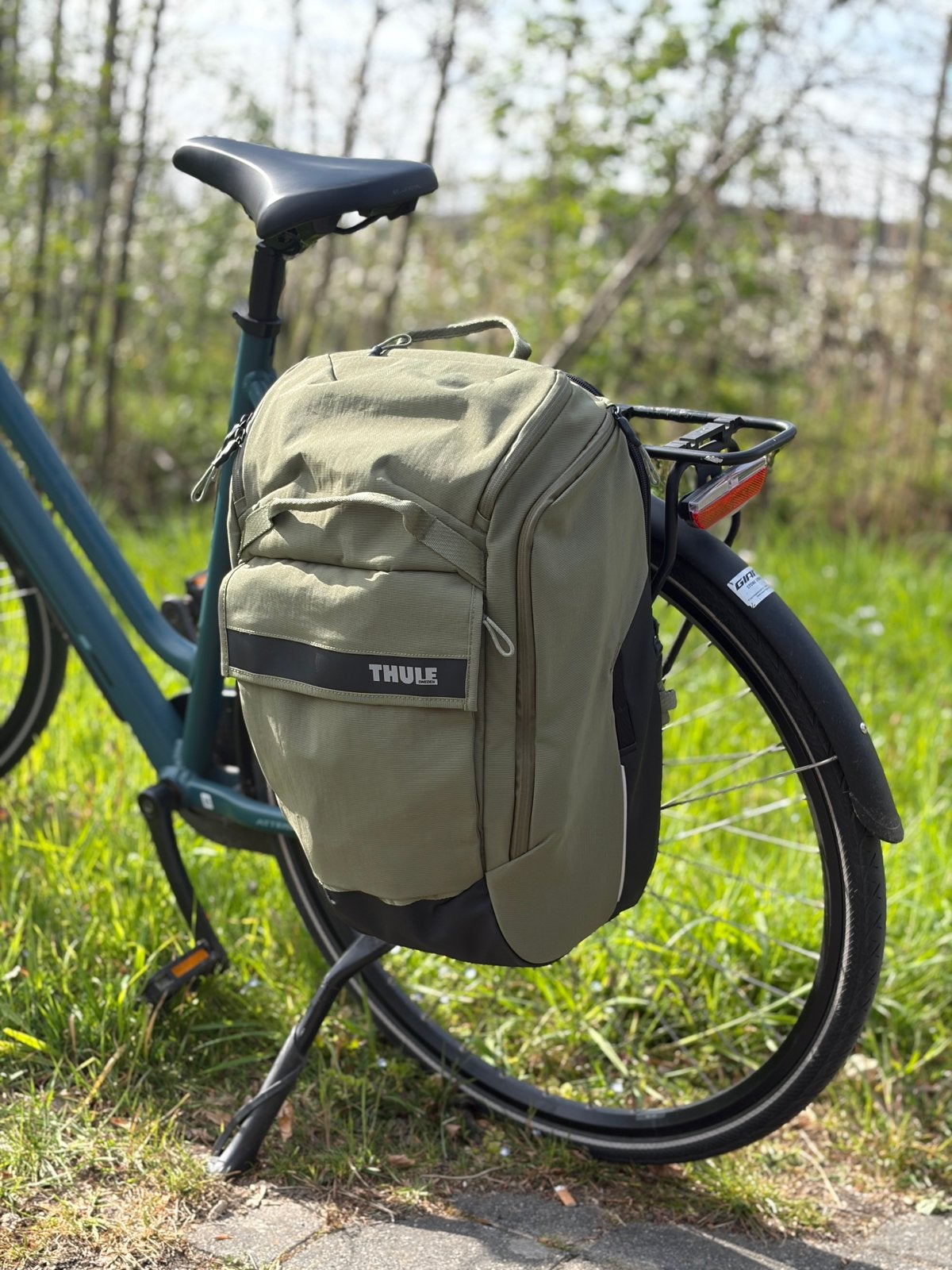 Thule Paramount Hybrid Pannier, Ophalen of Verzenden, Zo goed als nieuw