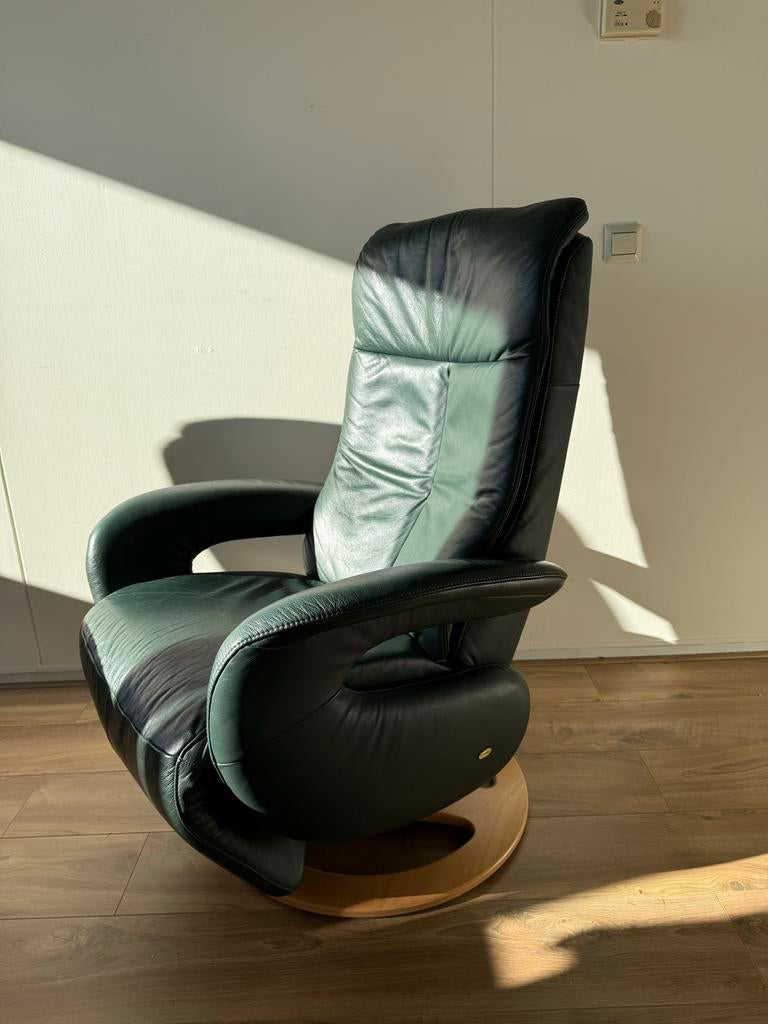 Twee Longlife leren fauteuils - Groen met houtaccenten, Ophalen, Gebruikt, Leer, 75 tot 100 cm