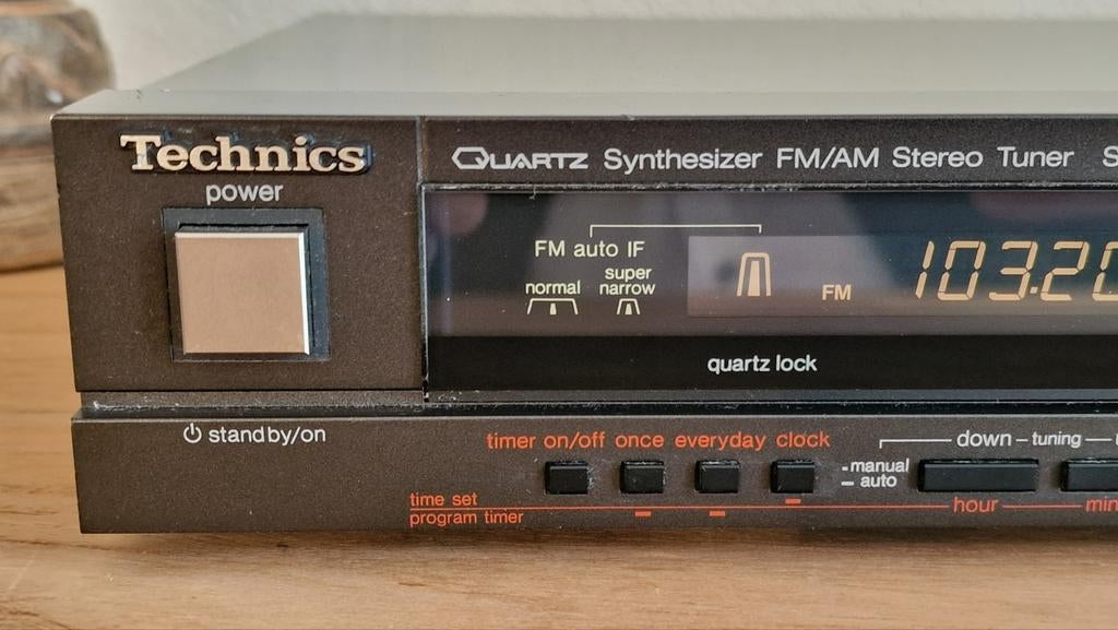Technics ST-G6T Quartz Synthesizer FM/AM Stereo Tuner, Ophalen of Verzenden, Zo goed als nieuw, Analoog