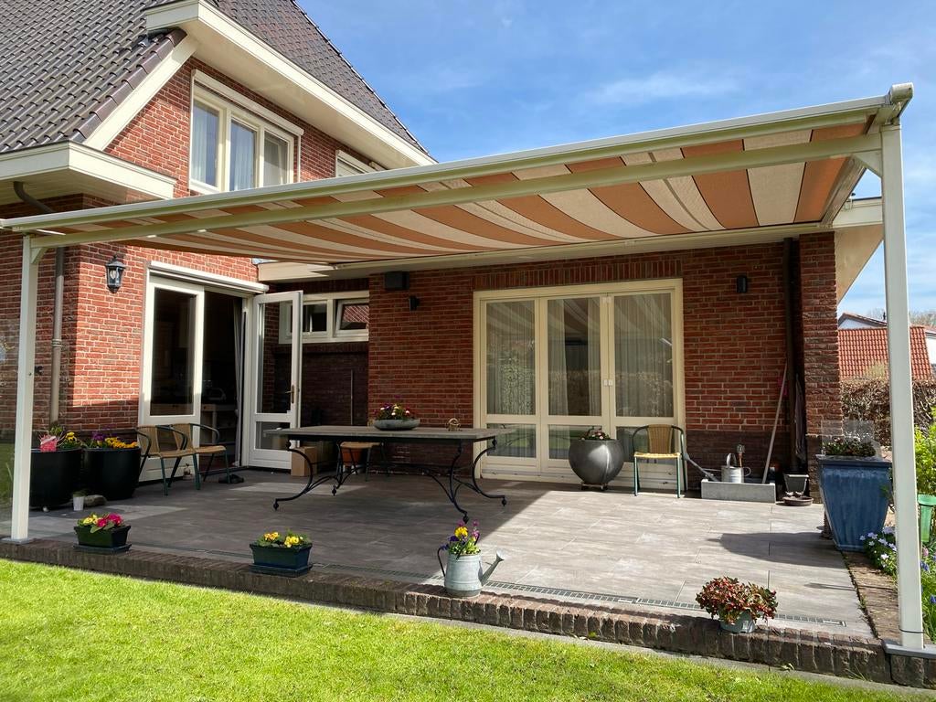 Terrasoverkapping met gestreept zonnescherm 5,5 x 4 meter, Gebruikt, Overige typen, 450 cm of meer, Ophalen of Verzenden