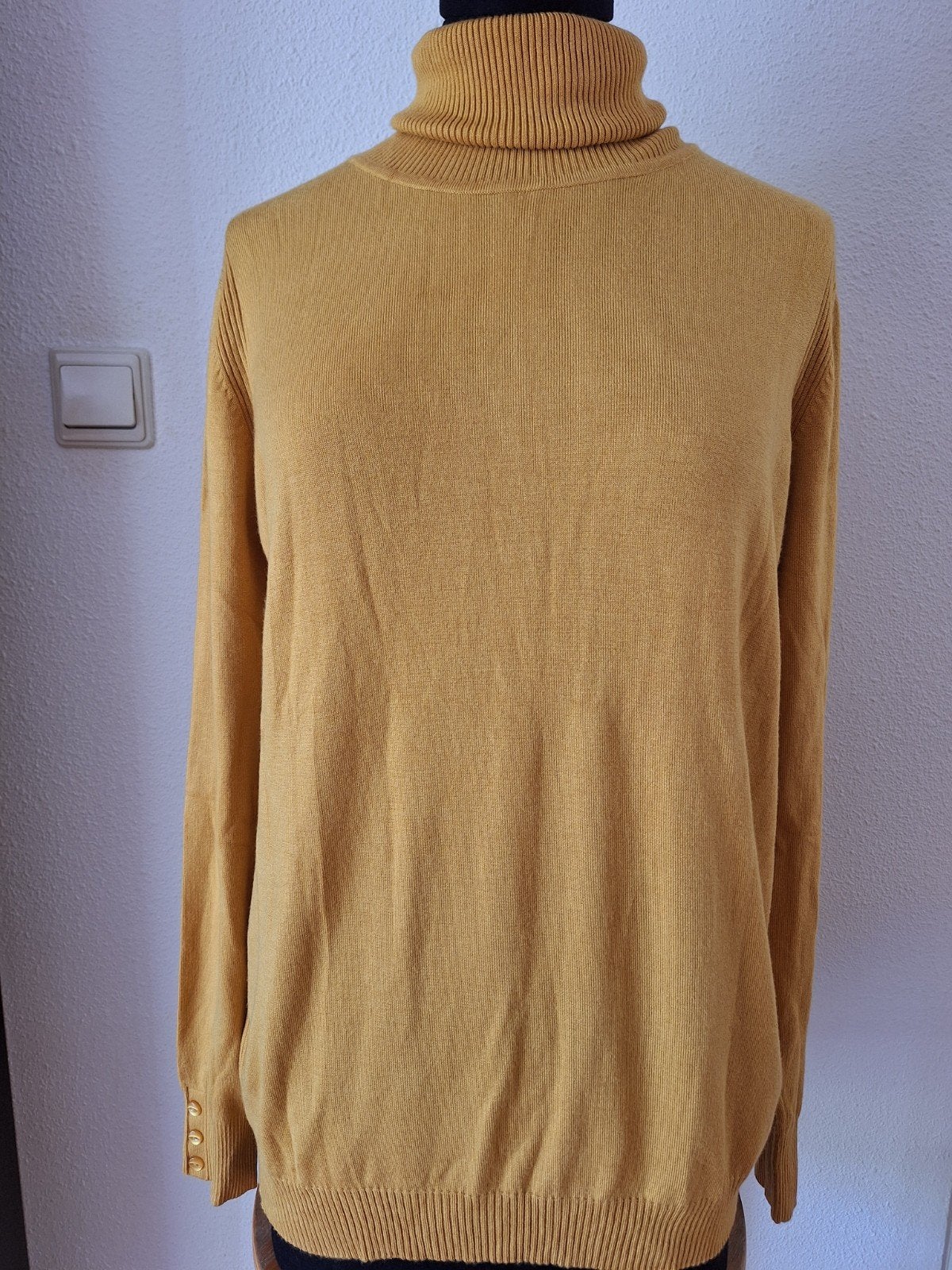 Mosterdgele coltrui Gina, Geel, Maat 46/48 (XL) of groter, Ophalen of Verzenden, Gedragen