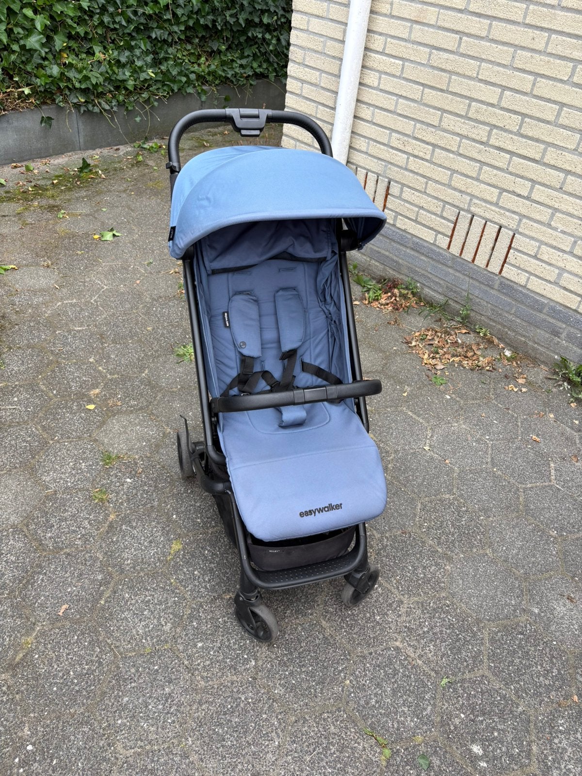 Easywalker Miley 2, Galaxy blue, Kinderen en Baby's, Buggy's, Ophalen, Gebruikt, Overige merken, Zonnekap