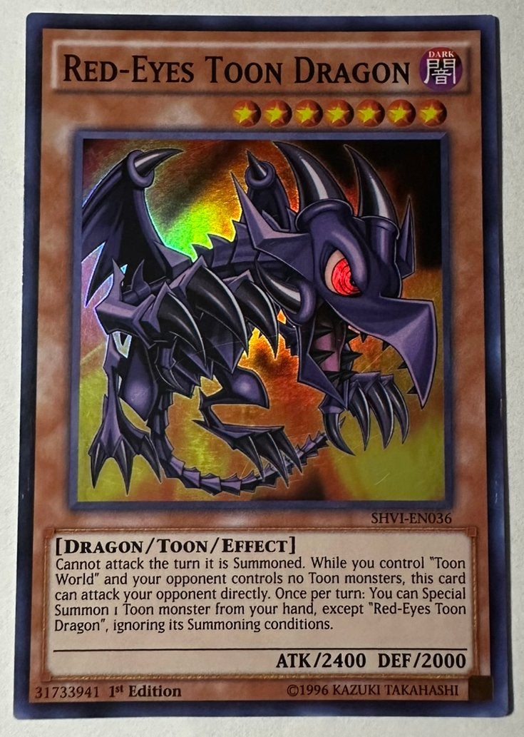 Yu-Gi-Oh! Red-Eyes Toon Dragon SHVI 1st Edition !, Hobby en Vrije tijd, Verzamelkaartspellen | Yu-gi-Oh!, Ophalen of Verzenden
