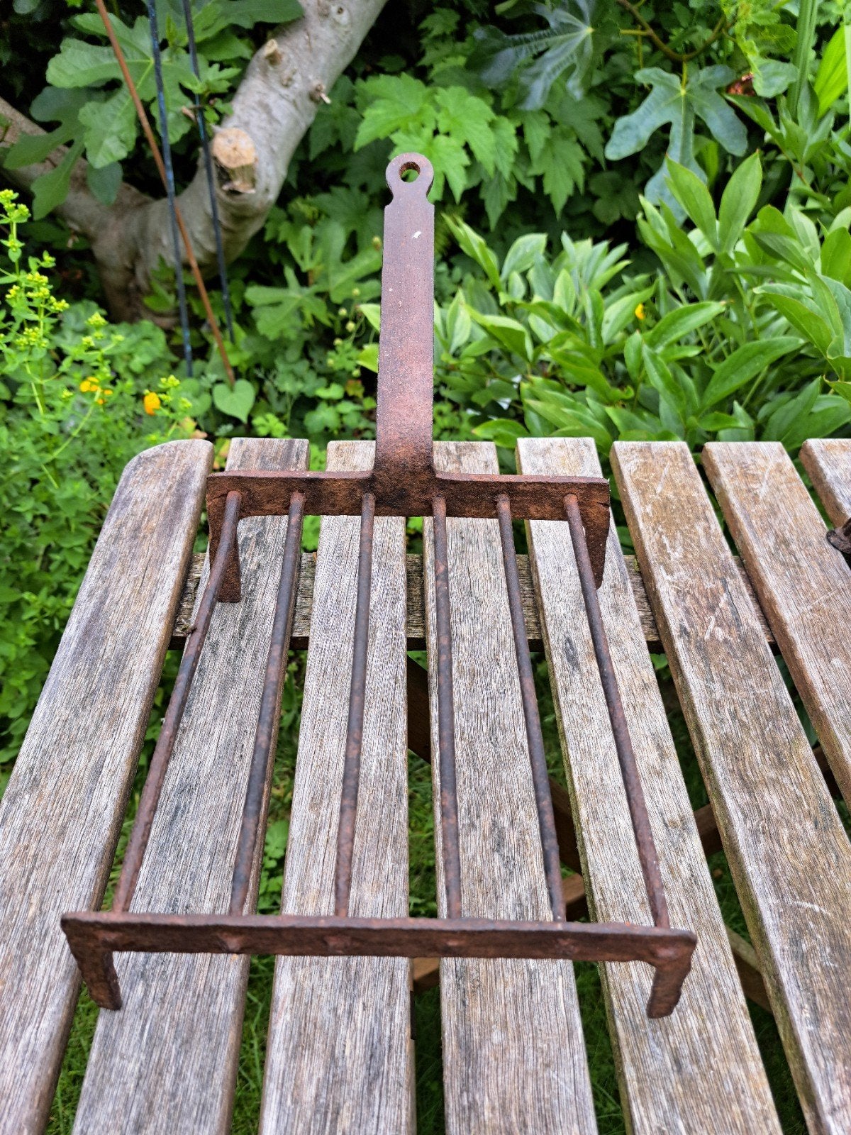 Antiek gietijzeren rooster met handvat, Antiek en Kunst, Ophalen of Verzenden