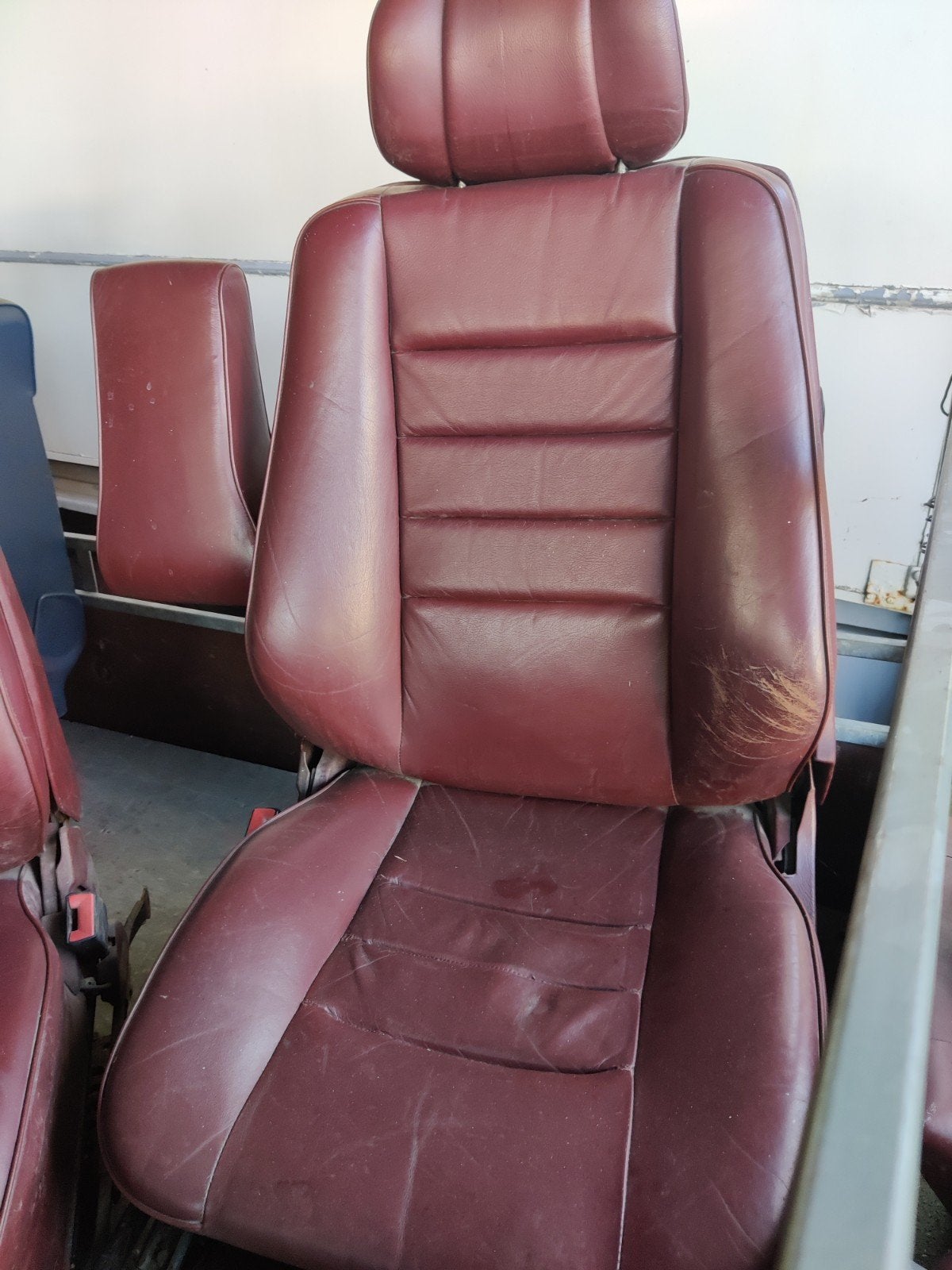w124 coupe zeldzame kleur leren interieur Bordeaux rood, Ophalen, Gebruikt, Mercedes-Benz