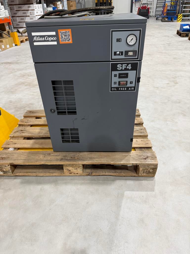 Atlas Copco SF4 Olievrije Compressor, Zakelijke goederen, Ophalen