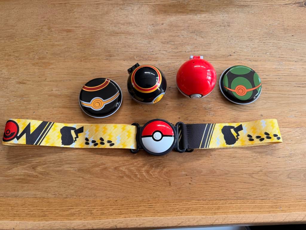 Pokémon Clip 'n' Go Bandolier Riemenset met Turboballen, Ophalen, Zo goed als nieuw