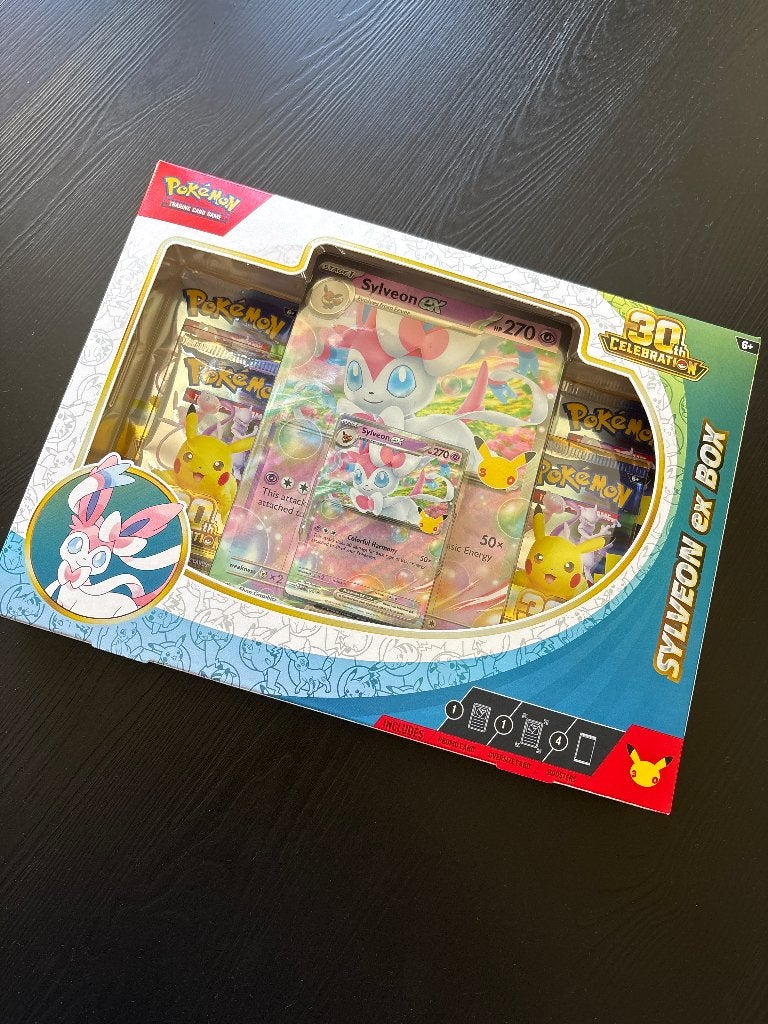 Pokémon 30th Celebration Sylveon ex Box, Ophalen