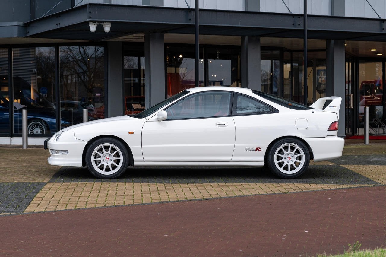 Honda Integra 1.8 Vtec Type R (new condition) (bj 1998), Honda, 190 pk, 4 stoelen, Wit
