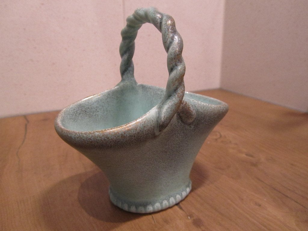Goebel mandje hoog 12 cm., Ophalen of Verzenden, Zo goed als nieuw, Overige typen
