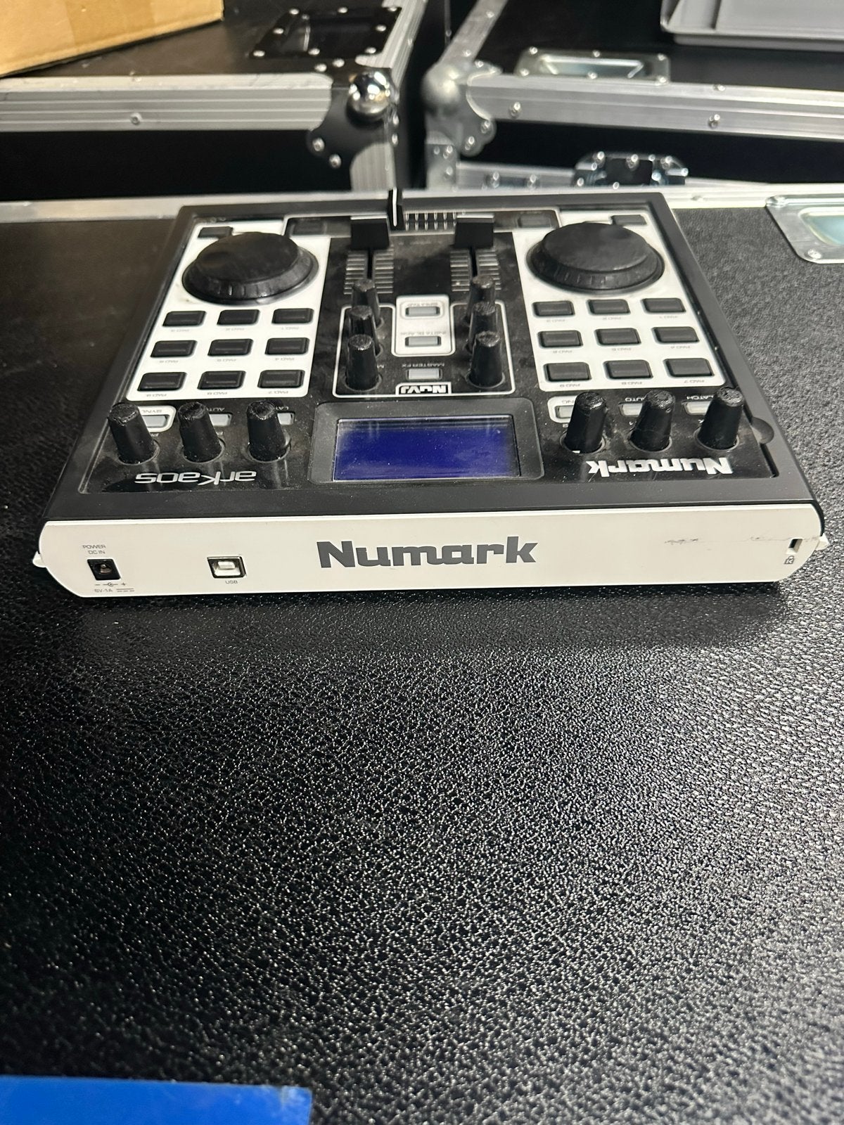 Numark DJ-controller - Zo goed als nieuw, Muziek en Instrumenten, Dj-sets en Draaitafels, Ophalen, Zo goed als nieuw, Dj-set, Numark