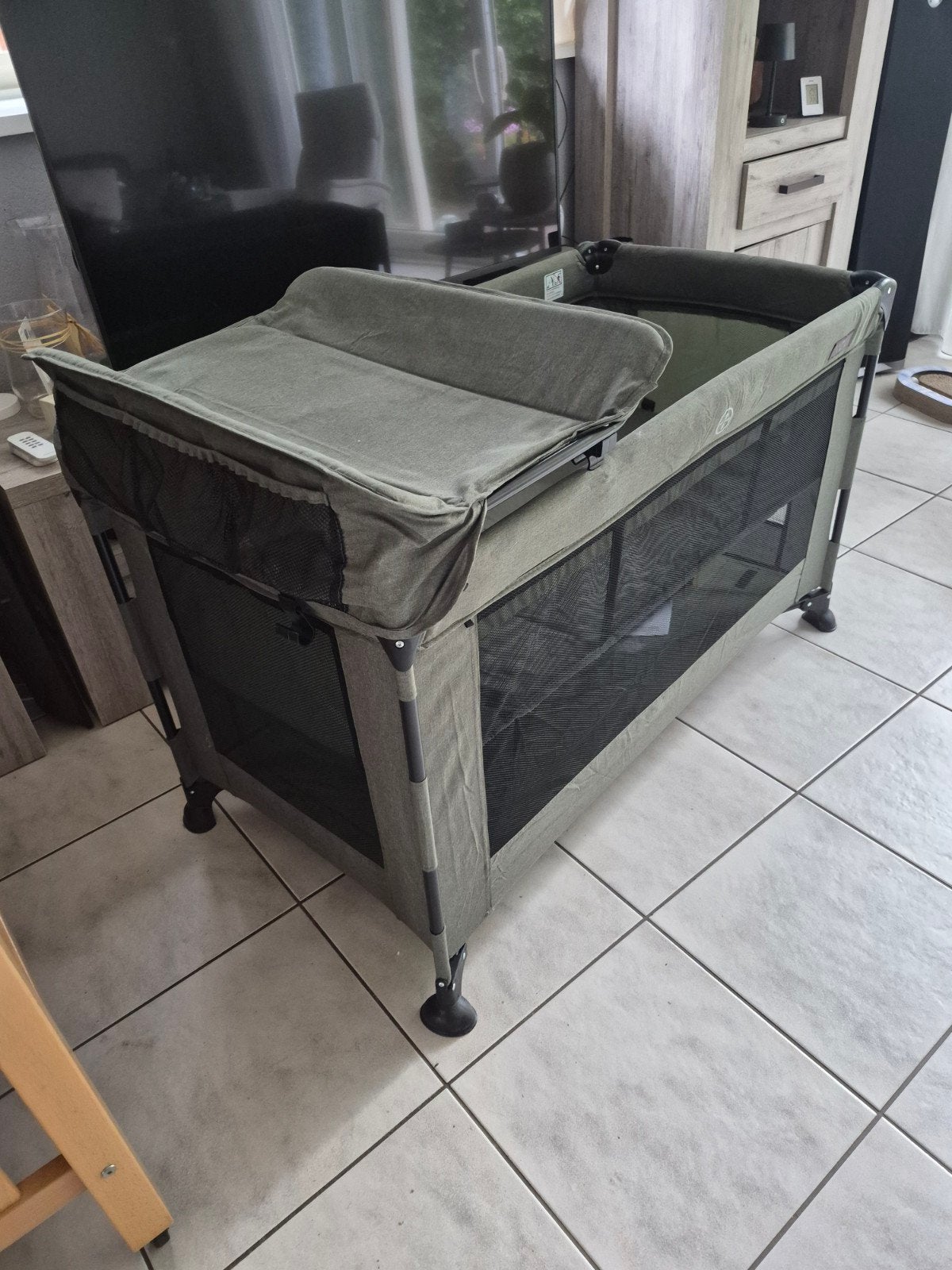 Novi Baby Nora Luxe Campingbed met Verschoontafel, Ophalen of Verzenden