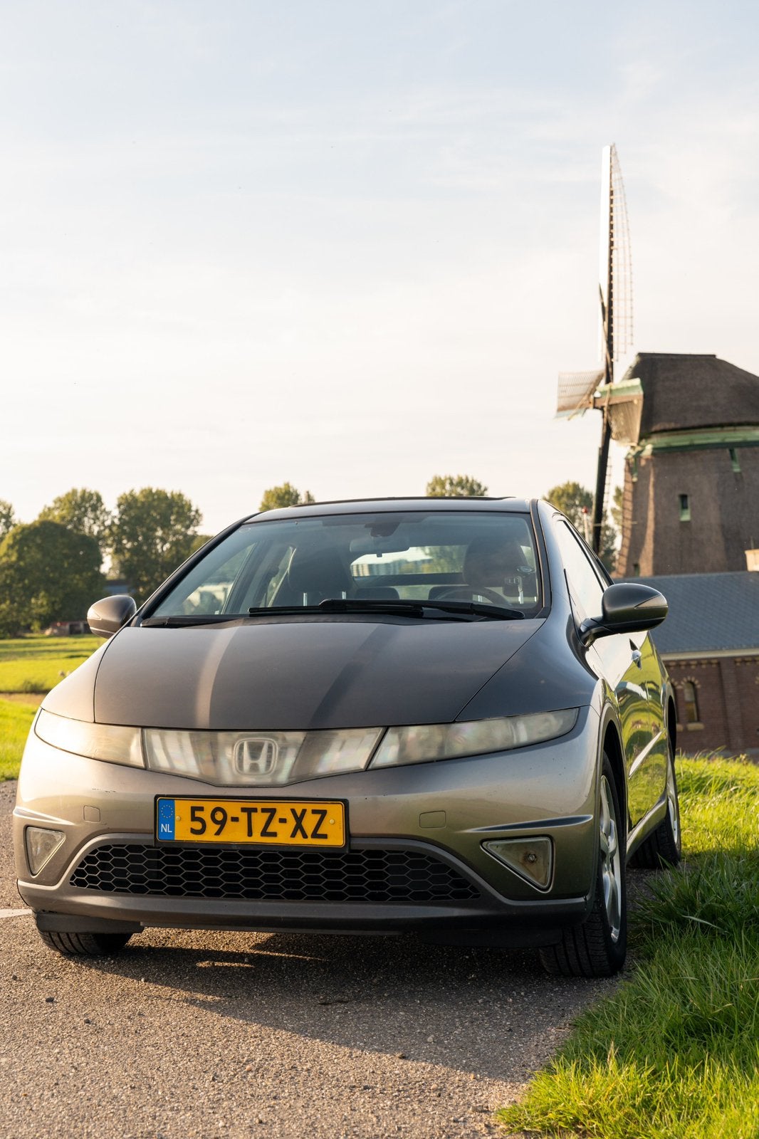Honda Civic 1.4 I 5DR 2007 Grijs, Auto's, 83 pk, Stof, Zwart, 4 cilinders