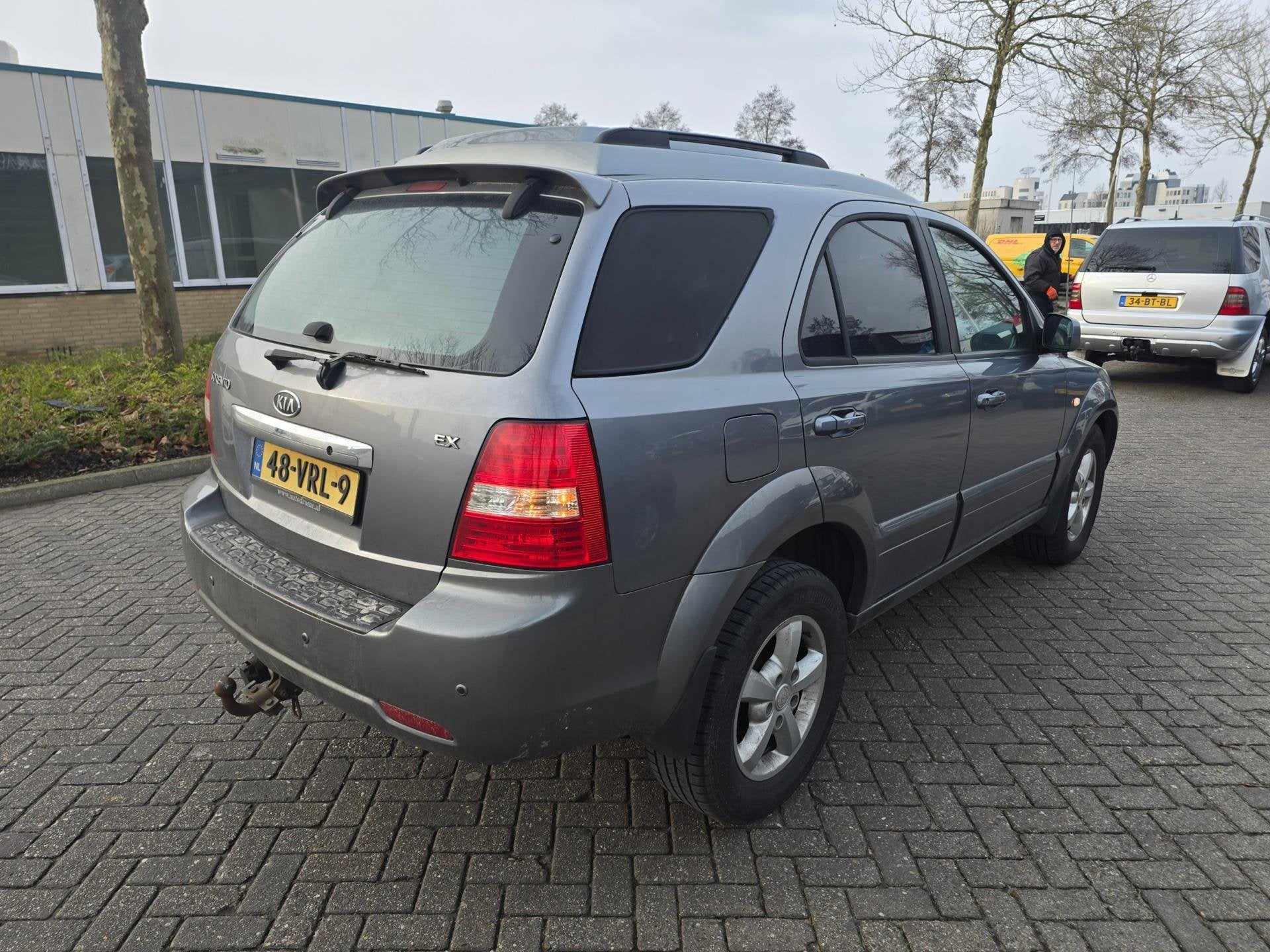 Kia Sorento 2.5 CRDI VGT MOTOR DEFEKT, Automaat, Stof, Gebruikt, Zwart