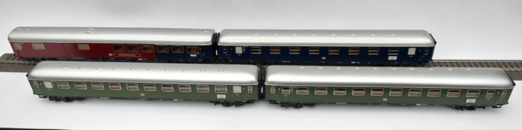 Märklin 29855 – stam van 4 rijtuigen met LED-verlichting, Wisselstroom, Gebruikt, Wagon, Ophalen of Verzenden