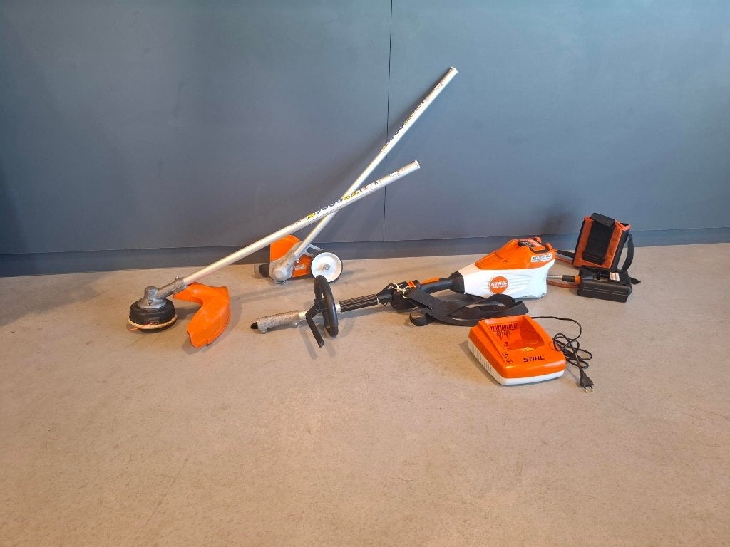 Stihl KMA combi tool / BGA 100 set inclusief accu en lader, Tuin en Terras, Hand-tuingereedschap, Ophalen, Zo goed als nieuw, Stihl