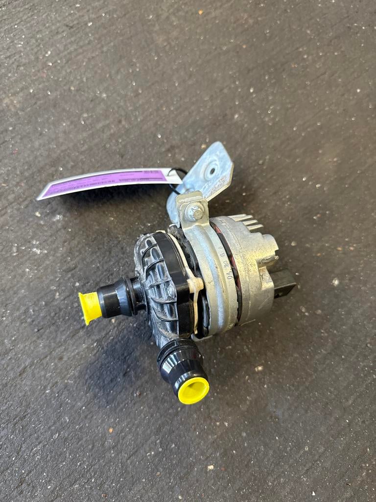 Hulpwaterpomp Mercedes-Benz A0005003800, Ophalen of Verzenden, Gebruikt, Mercedes-Benz