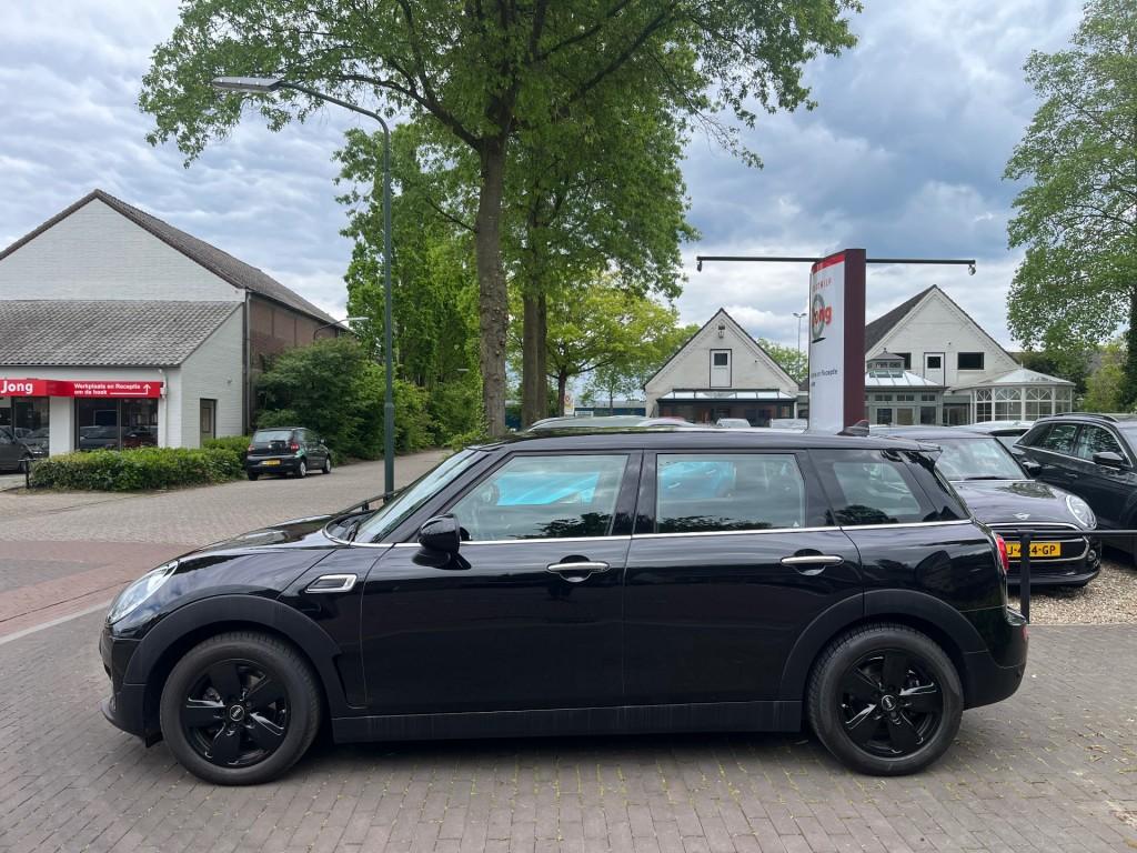 Mini CLUBMAN 1.5 ONE SALT BUSINESS / NAVI / BLUETOOTH / CRUI, Auto's, Gebruikt, Zwart, Handgeschakeld, 3 cilinders