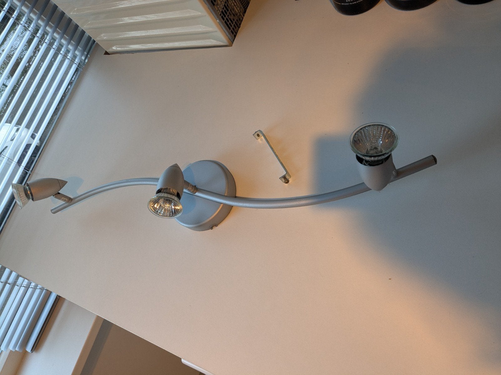 Ikea plafondlamp (Let op: zonder lampjes), Huis en Inrichting, Lampen | Spots, Ophalen, Gebruikt, Metaal of Aluminium