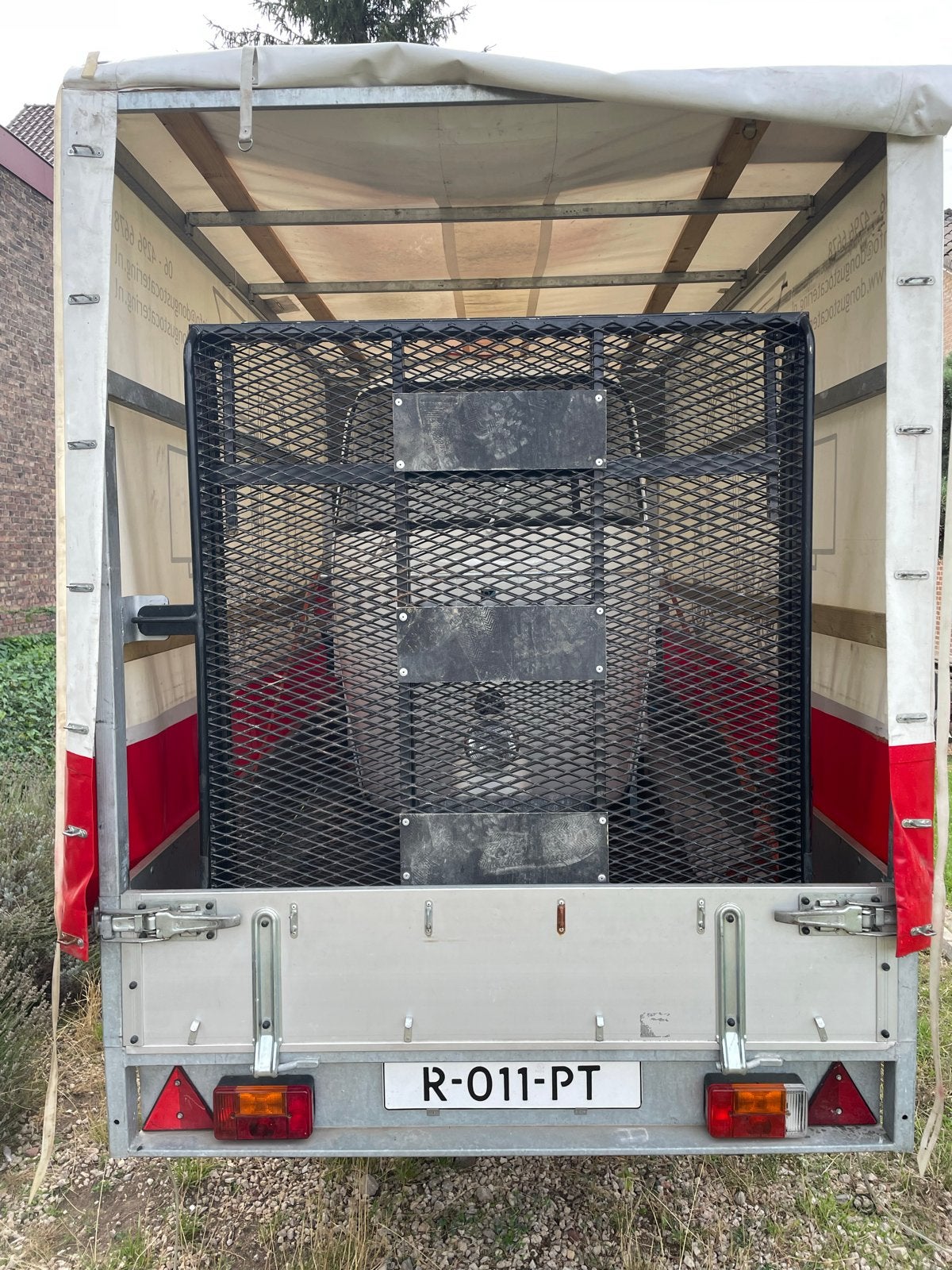 Vespa Ape van 1952 AC1 volledig gerestaureerd met aanhangwag, Ophalen