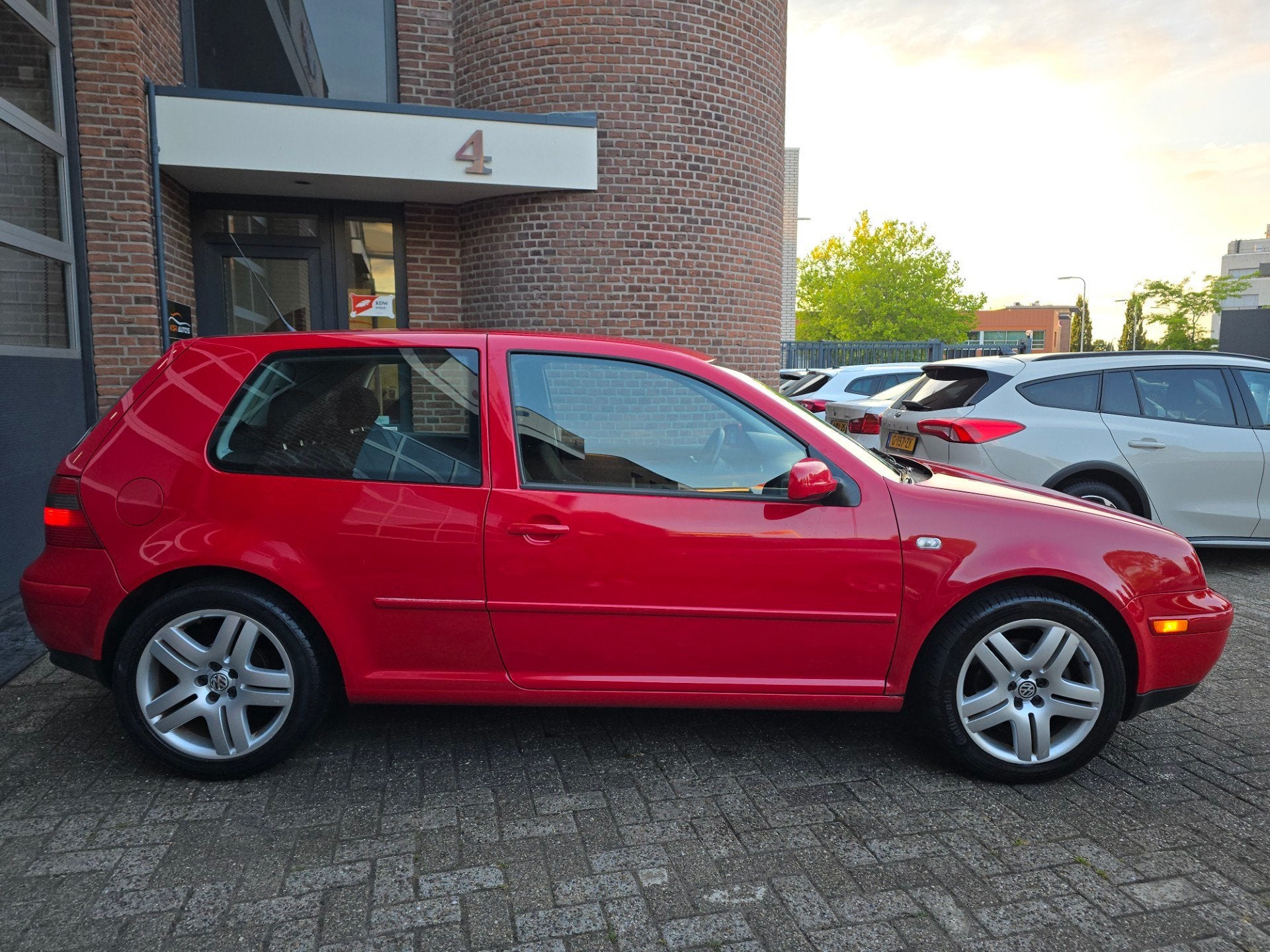 Volkswagen GOLF GTI 1.8 Turbo 180PK |Apk 08-2027, Auto's, Volkswagen, Cruise Control, Gebruikt, Bedrijf, 1781 cc