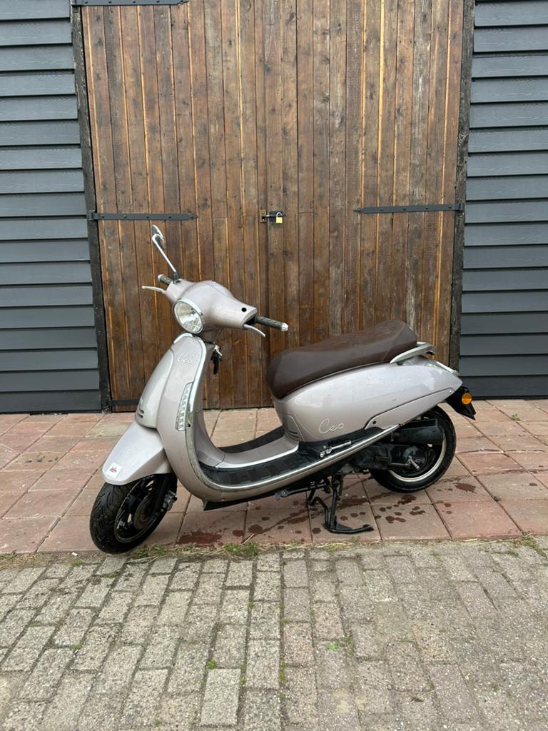 Nimoto ceo 50cc, Fietsen en Brommers, Ophalen, Gebruikt, Maximaal 45 km/u, Benzine