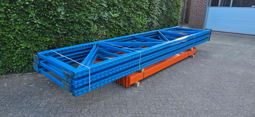 12 meter redirack palletstelling , magazijnstelling, Ophalen