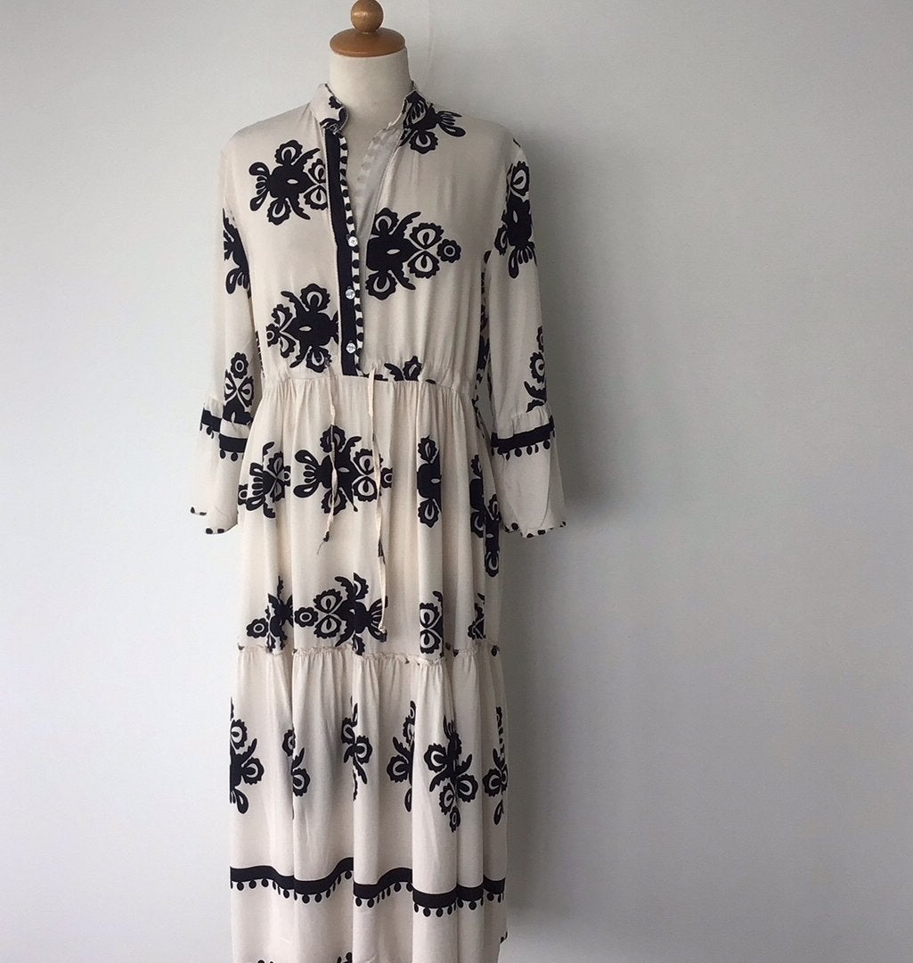 Zomerjurk in room wit met zwart van ambika, Overige kleuren, Maat 42/44 (L), Ophalen of Verzenden, Zo goed als nieuw