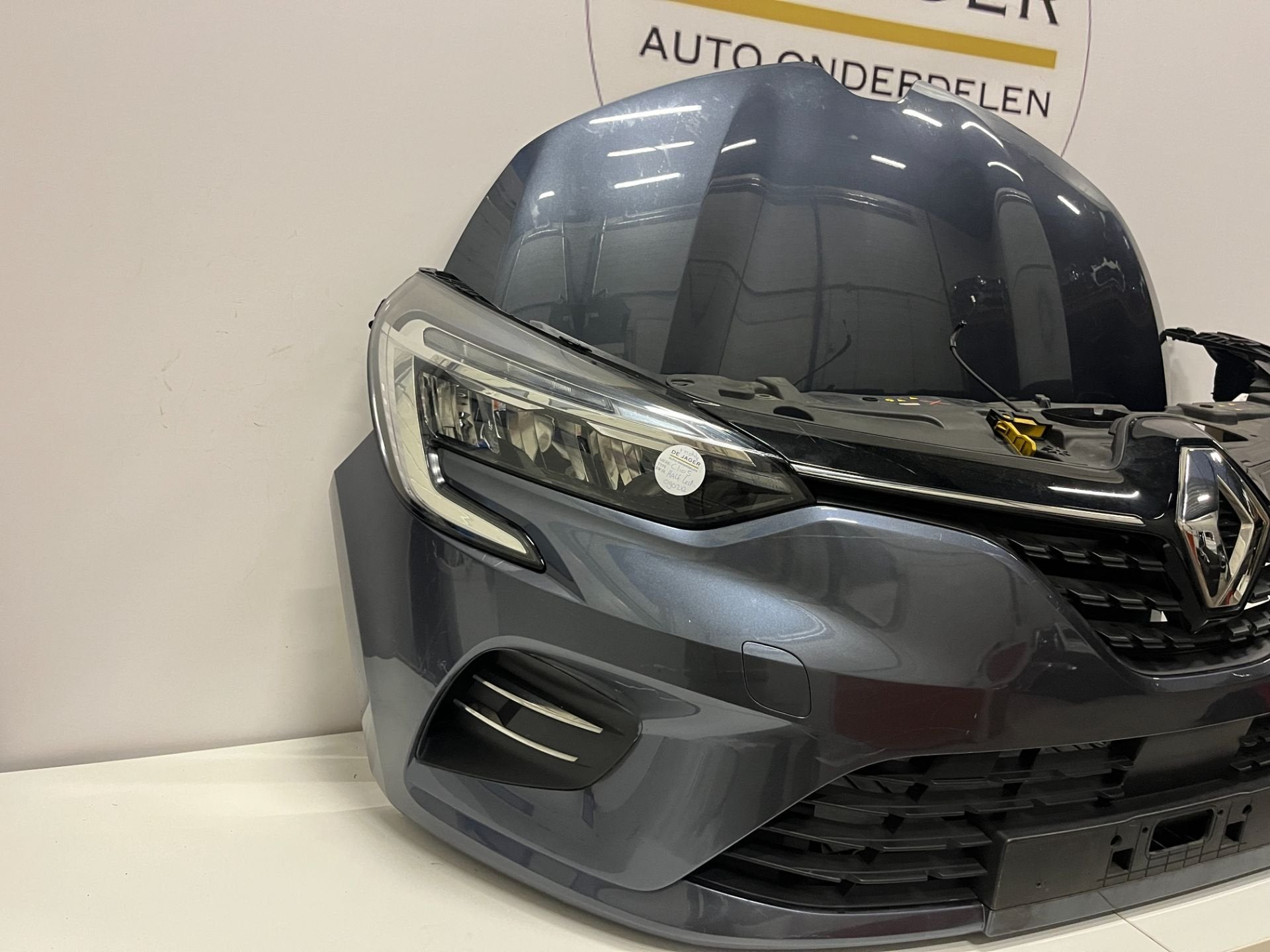 RENAULT CLIO 5 VOORKOP BUMPER MOTORKAP KOPLAMPEN 2019-, Renault Group, Gebruikt, Contact.group@renault.com, Ophalen of Verzenden