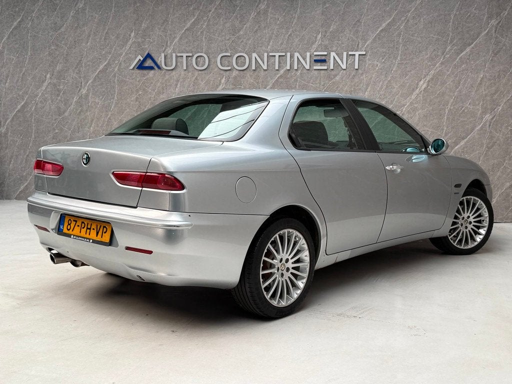 Alfa Romeo 156 1.8 T.Spark Impression / NAP / Rijdt Goed / A, Auto's, Alfa Romeo, Voorwielaandrijving, Stof, Gebruikt, Zwart