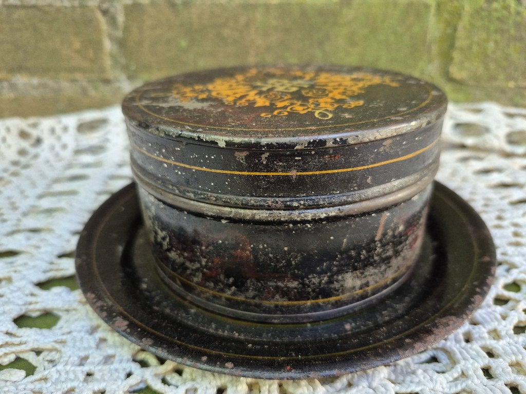 blikje met onderbordje, Ophalen of Verzenden, Gebruikt, Overige materialen, Brocante