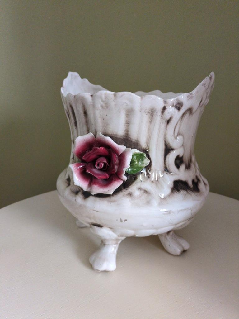 Vintage Bassano  bloempot met rozen decoratie - 22 cm hoog, Ophalen of Verzenden