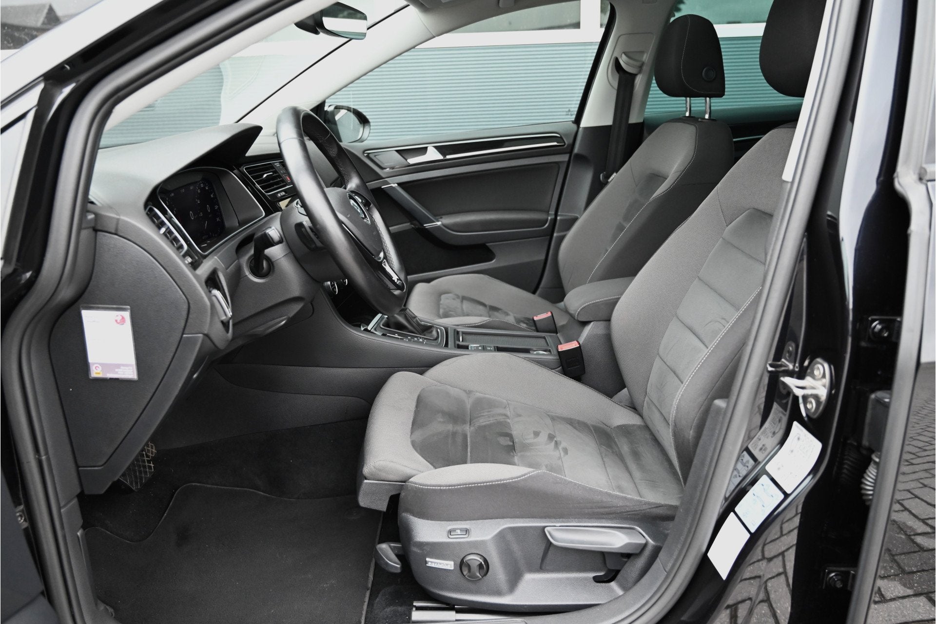 Volkswagen Golf 1.4 TSI HIGHLINE / PANO / VIRTUAL COCKPIT /, Auto's, Volkswagen, Gebruikt, Euro 6, 4 cilinders, 150 pk