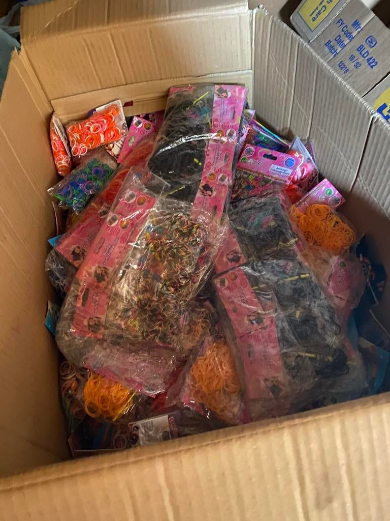 Loombands grote partij leuk voor de rommelmarkt, Ophalen of Verzenden