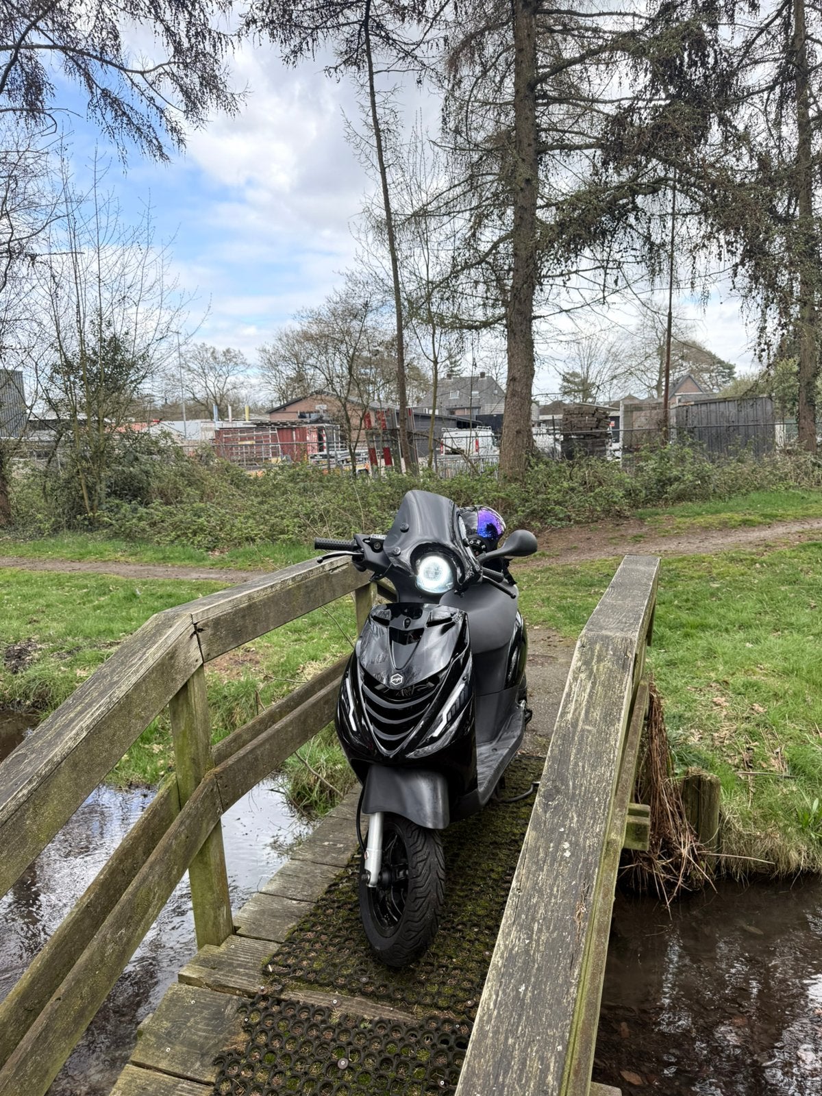 Te koop! Zip 80 cc (Full Malossi), Ophalen, Maximaal 45 km/u, Zip, Zo goed als nieuw