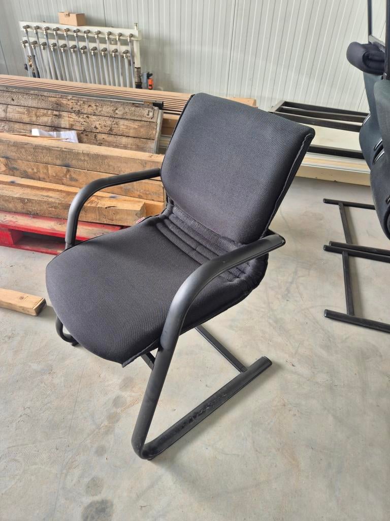 Stoelen 4 stuks, stalen frame met stoffen zitting, Huis en Inrichting, Stoelen, Ophalen, Zwart, Stof, Vier