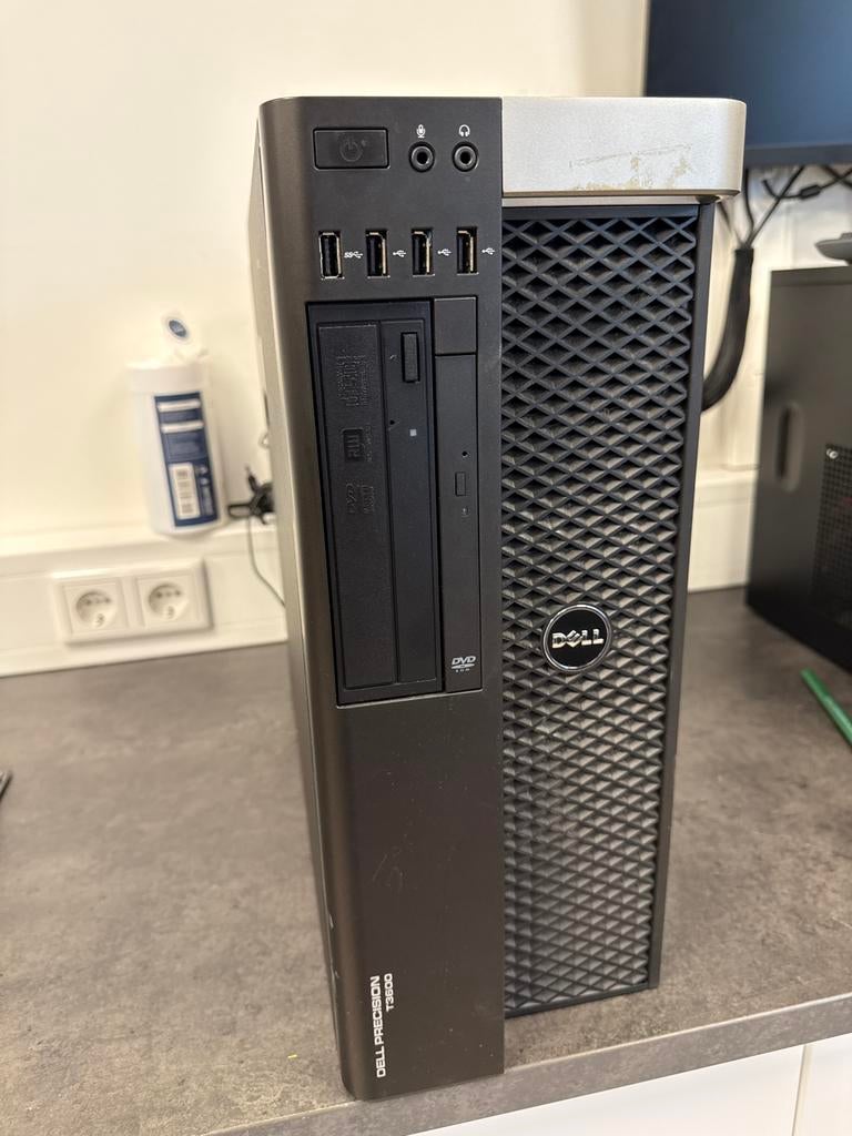 Dell Precision T3600 Workstation - Intel Xeon E5-1620 - 8GB, Computers en Software, Desktop Pc's, Gebruikt, 3 tot 4 Ghz, 8 GB