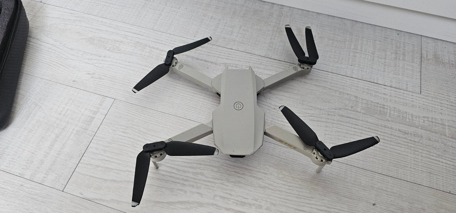 Drone met camera's en afstandsbediening in draagtas, Ophalen, Gebruikt, Cameradrone, 100 tot 1000 meter