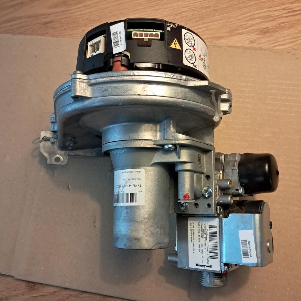 Atag ventilator E&A serie S4742800  NRG118/0800-3612-030204, Gebruikt, Minder dan 30 cm, Cv-ketel of Combi-ketel, Minder dan 60 cm