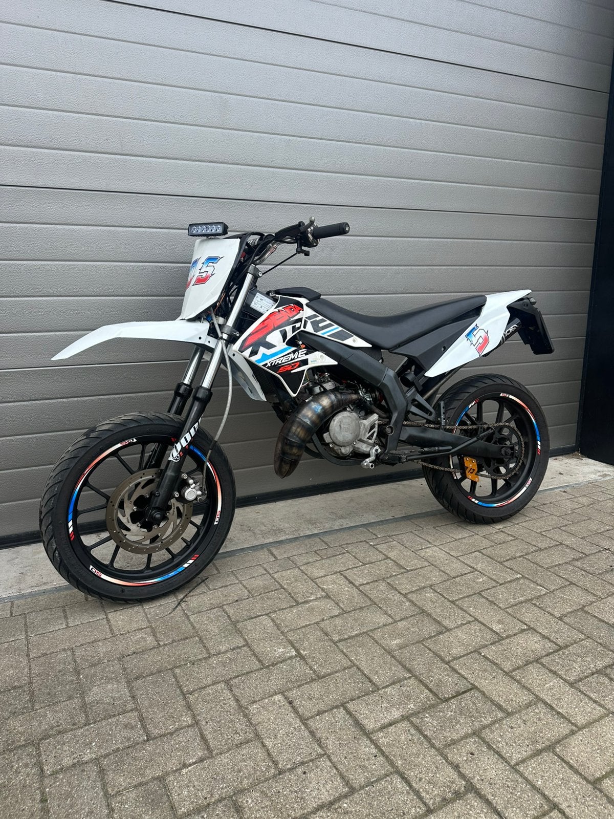 Derbi senda xtreme, Fietsen en Brommers, Brommers | Derbi, Ophalen, Zo goed als nieuw