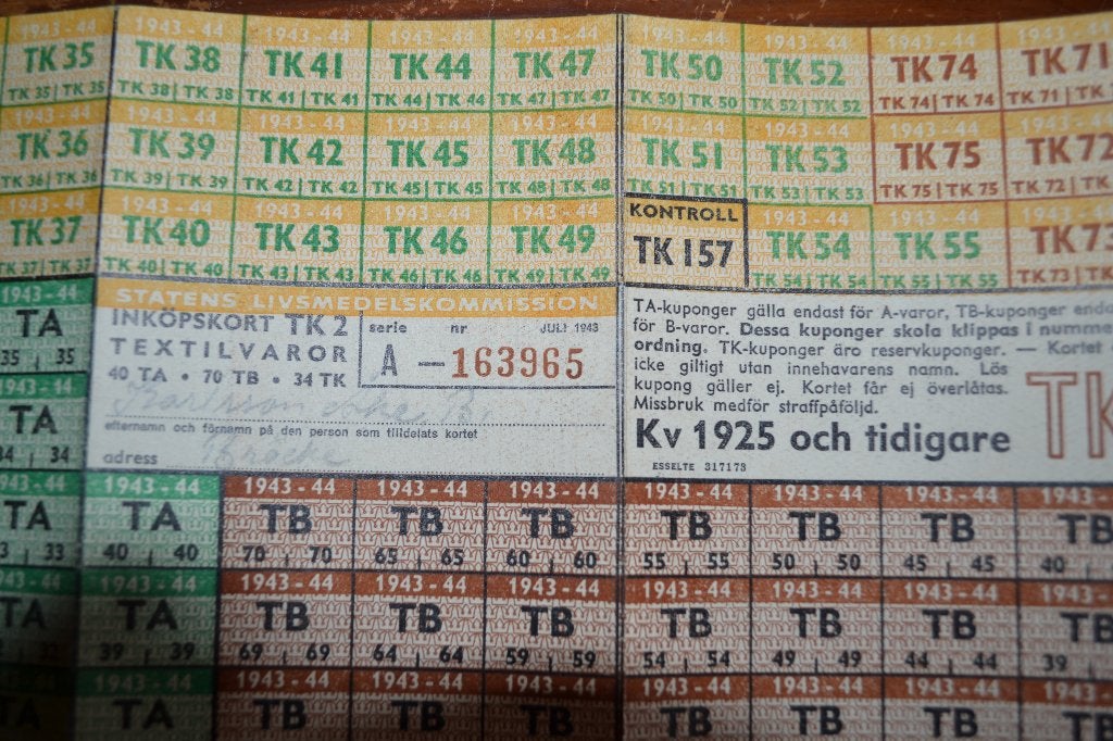 zweden ww2 1943 voedsel tectielbonnen rantsoen kinderen, Ophalen of Verzenden, Nederland