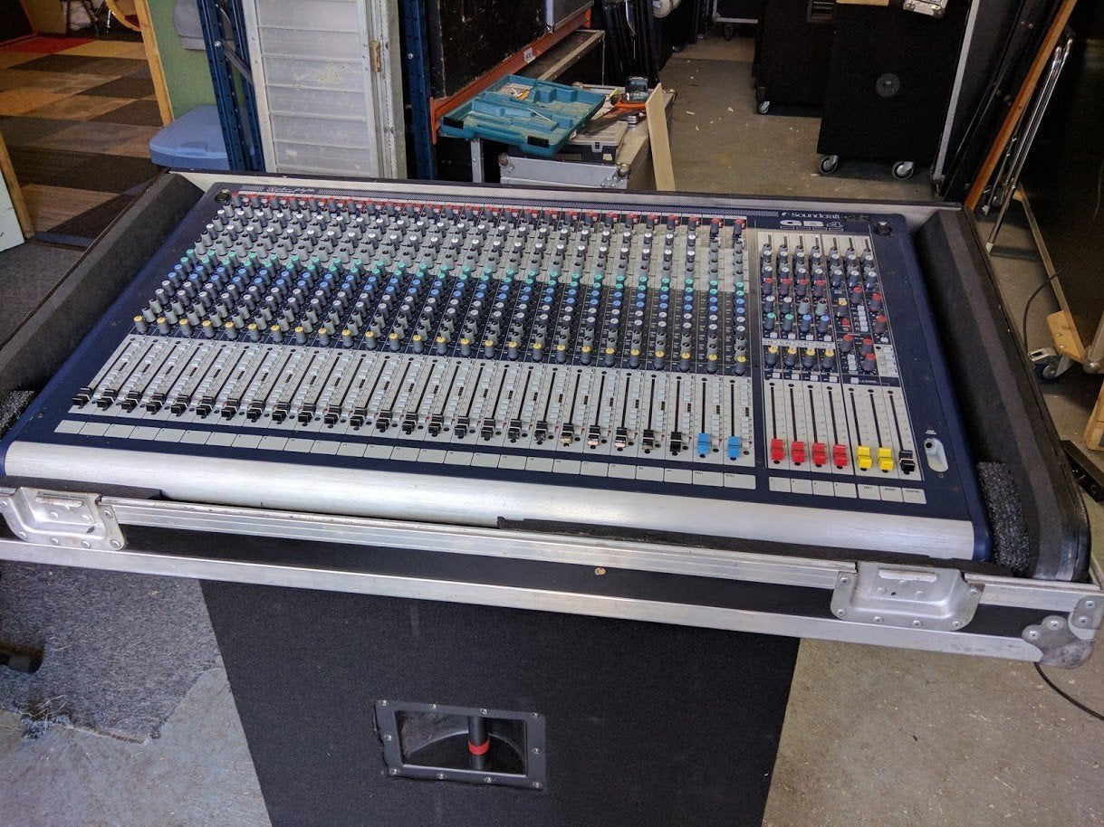 soundcraft GB 4 24 + 2 x stereo, Ophalen, Gebruikt, 20 kanalen of meer, Microfooningang