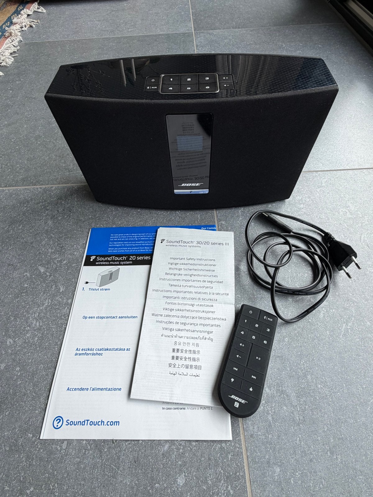 Bose SoundTouch 20 Series III Draadloze Muziekinstallatie, Audio, Tv en Foto, Ophalen, Zo goed als nieuw, Bose, Minder dan 60 watt