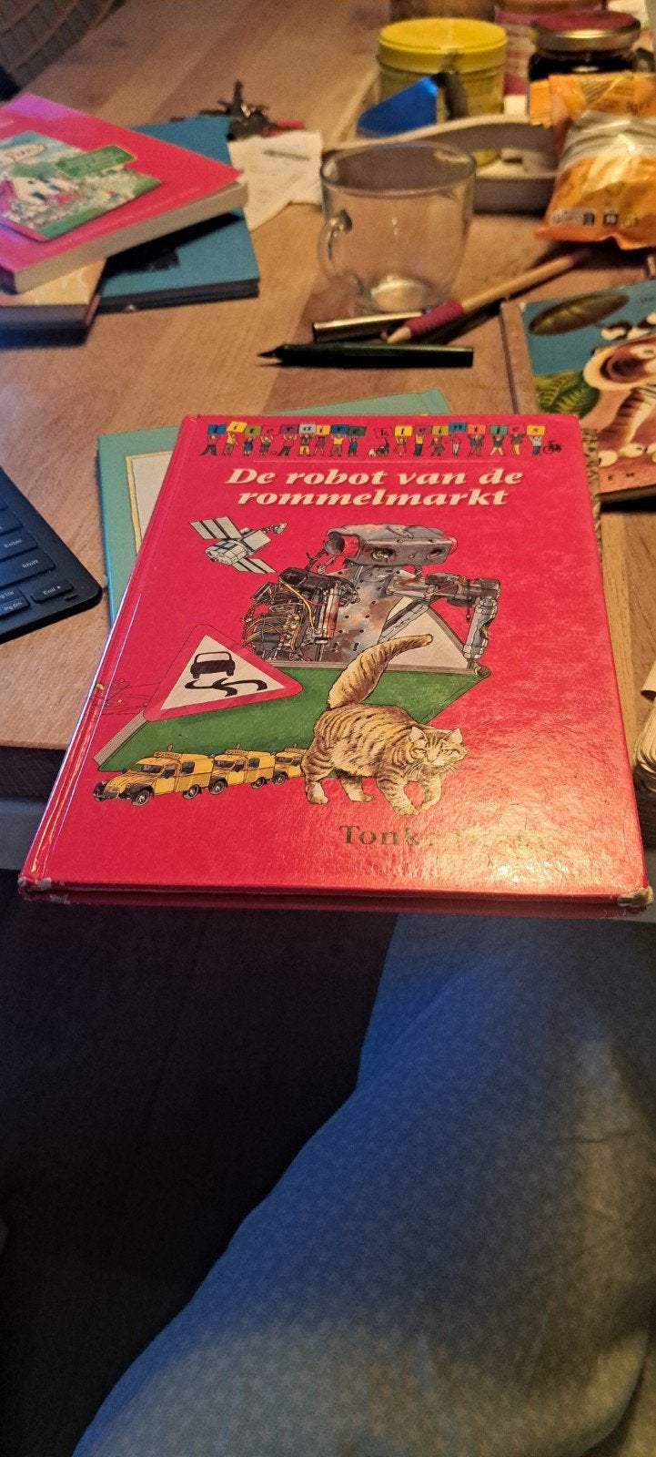 De robot van de rommelmarkt - Tonke Dragt, Ophalen of Verzenden, Gelezen, Tonke Dragt, Sprookjes
