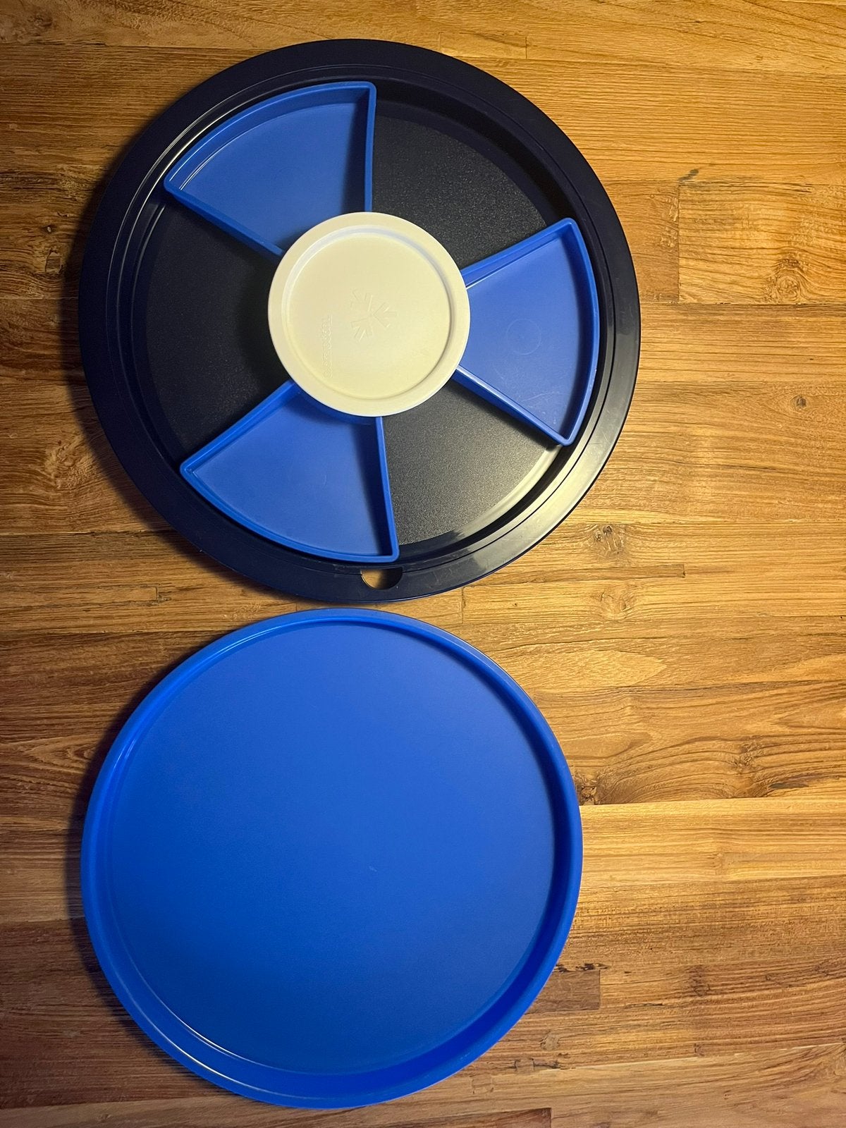 Tupperware 6vaks hapjesschaal, Huis en Inrichting, Keuken | Tupperware, Ophalen of Verzenden, Nieuw, Blauw, Bewaardoos