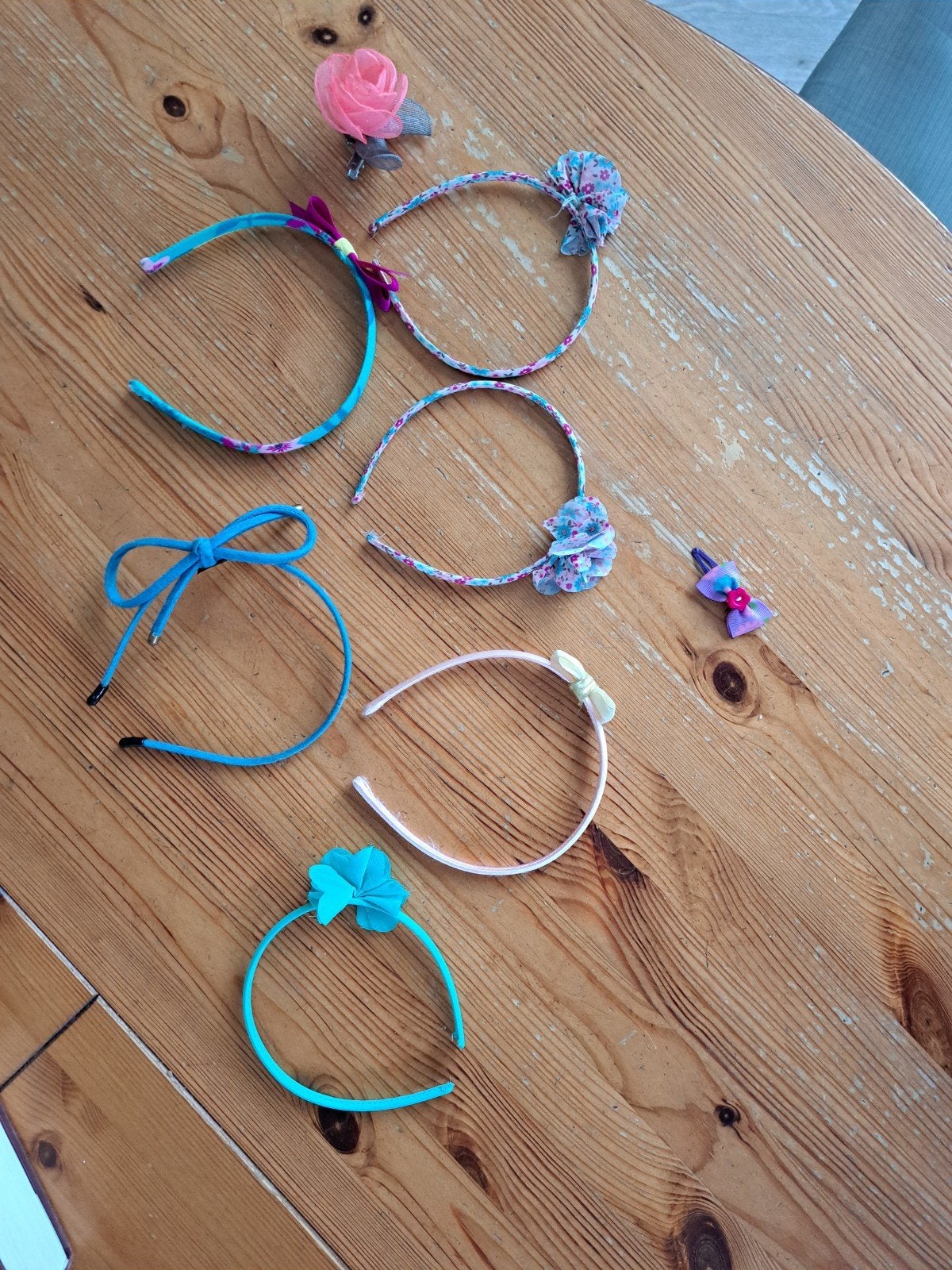 Haarbandjes en haarspeldjes - gratis af te halen, Ophalen, Gebruikt