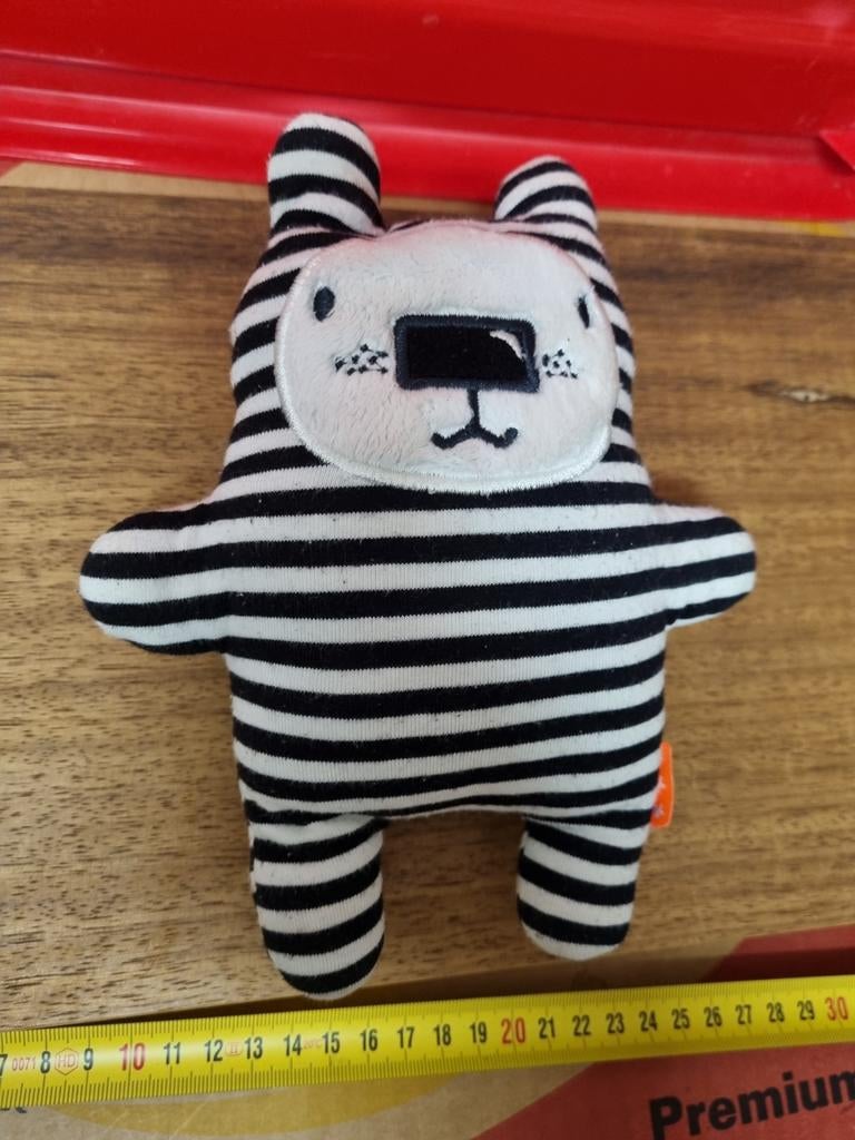 Hema knuffel rammelaar zwarte wit gestreept nr 25, Kinderen en Baby's, Speelgoed | Knuffels en Pluche, Ophalen of Verzenden, Overige typen